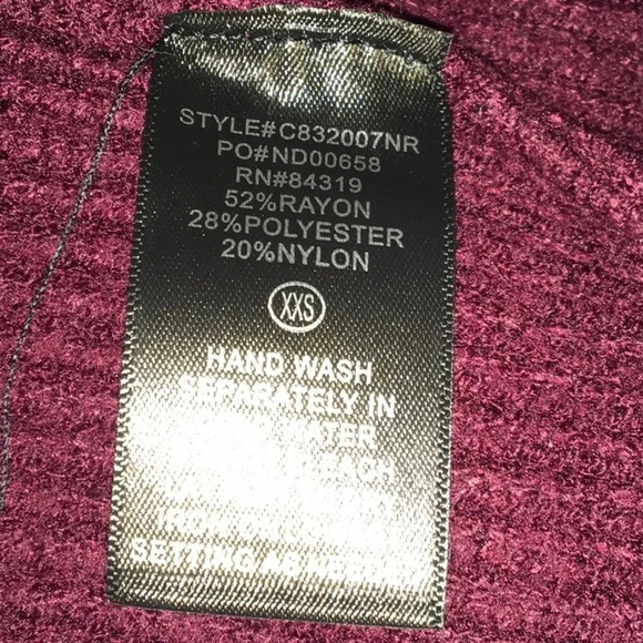 Devotion by Cyrus Burgundy Red Cowl Neck Ribbed Tunic Sweater Size XXS - Picture 7 of 7